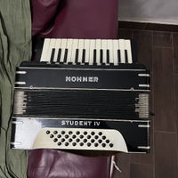 Fisarmonica Hohner Student IV