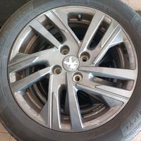  gomme e cerchi Peugeot 208