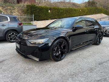 AUDI RS 6 Avant 4.0 TFSI V8 quattro tiptronic