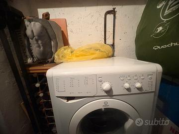LAVATRICE INDESIT IWC7125