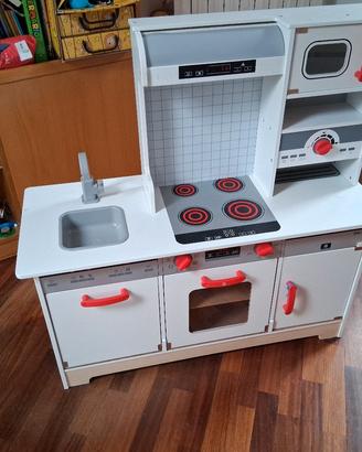 Cucina giocattolo in legno Hape completa
