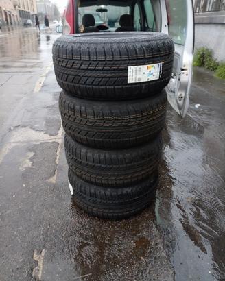 Goodyear wrangler 275/55 r17 NUOVE 