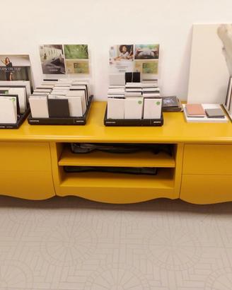 SIDEBOARD GIALLO LACCATO OPACO