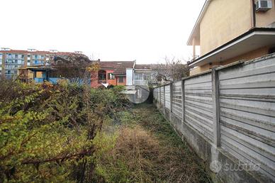 CASA SEMINDIPENDENTE A BRANDIZZO