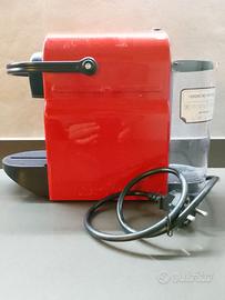 Macchina caffè e Montalatte Aeroccino NESPRESSO