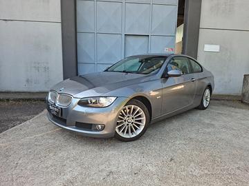 BMW 320i coupé E92 170 cv