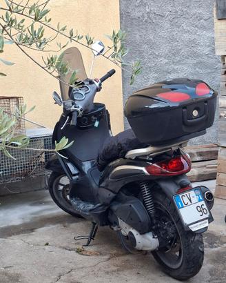 Piaggio Beverly 250 i.e.