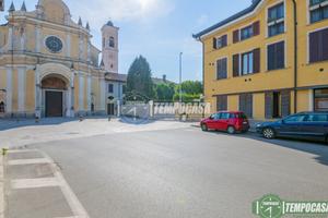 SPLENDIDO DUE LOCALI COMPLETAMENTE RISTRUTTURATO