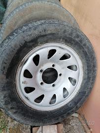 Cerchioni e pneumatici