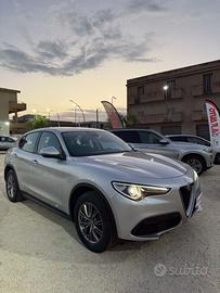 Alfa Romeo Stelvio 2.2 Turbodiesel 190 CV AT8 Q4 E