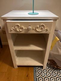 Mobiletto/comodino stile shabby