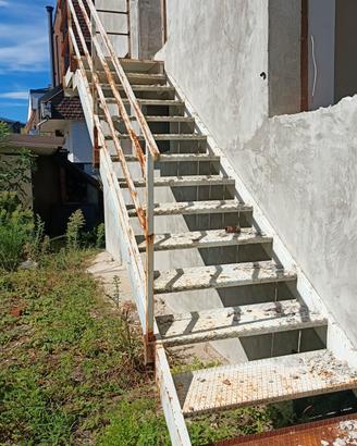 scala in ferro 14 gradini