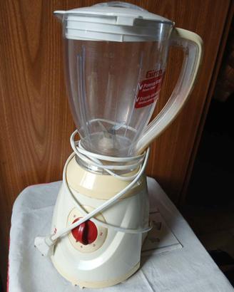 frullatore da tavolo vintage a marchio Girmi