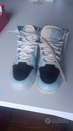 Nike Air Jordan 1 mid ice blue