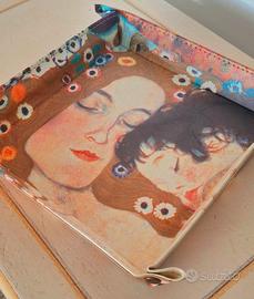 Vassoio "Le tre età della donna" ( dettaglio "Mate