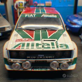 Fiat 131 alitalia 1/18