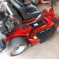 trattorino tagliaerba  rasaerba 