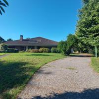 PRESTIGIOSA VILLA INDIPENDENTE CON VISTE E SPAZ...