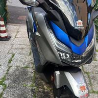 Honda forza 125 2017 CON MOTORE NUOVO