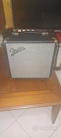 AMPLIFICATORE FENDER RUMBLE 15