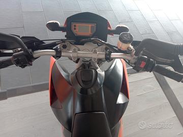 KTM 950 Supermoto - 2004