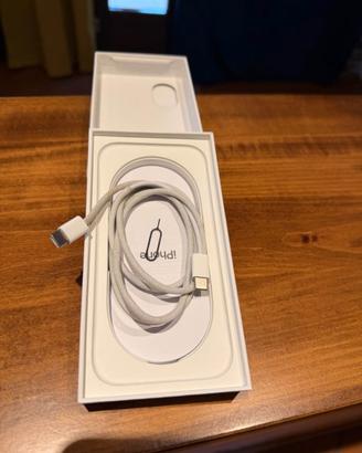 Iphone 16 256gb batteria 89% con scatola 550€