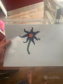 Disegno fiore  puntini fatto a mano