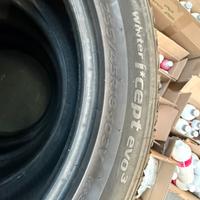 Pneumatici invernali Hankook 255/45/18 103V