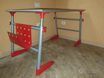 Scrivania vetro e metallo regolabile