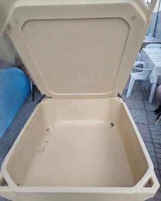 IGLOO NILKAMAL 300LT