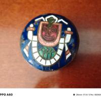 Porta pillole in metallo e ceramica