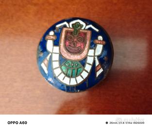 Porta pillole in metallo e ceramica