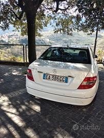Mercedes c 220 cdi- 2010