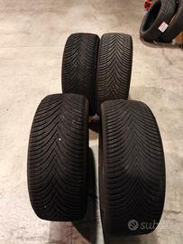 Pneumatici invernali 215/55R18