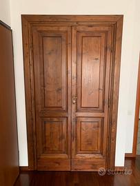 Armadio a muro con ante