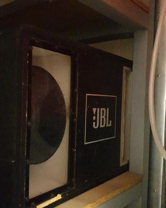 subwoofer jbl