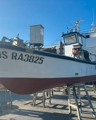 Barca da pesca con licenza