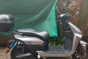 Scooter elettrico Yadea T9L Plus