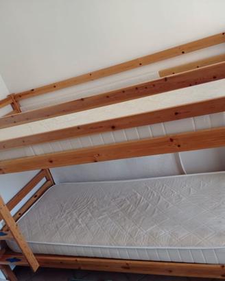 LETTO per bambini e ragazzi ,con  materassi.