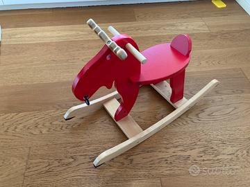 Dondolo Ikea alce