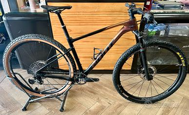 Giant XTC Advanced Tg M