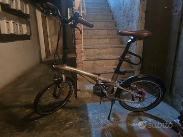 B'Twin Tilt 900 bici pieghevole 