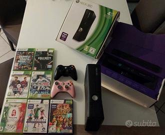 Xbox 360 con kinect, 2 controller e 7 giochi