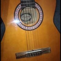 Guitarra classica quasi nuova e altra acustica