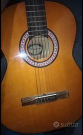 Guitarra classica quasi nuova e altra acustica