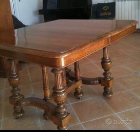 Tavolo francese 1800 in noce