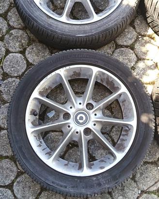 treno cerchi+ gomme per smart 451