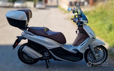 Piaggio Beverly 350 Sport Touring Bianco Perla