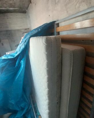 materasso con il letto