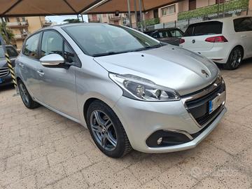 Peugeot 208 - 1.6 HDi Navi|Clima|Sensore 2017